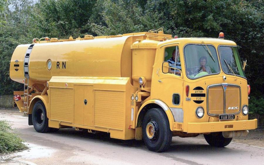 AEC Mandator MkV Tanker (G4RA) '1959 - 66